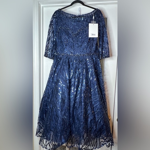 Mac Duggal Embellished 3/4 Sleeve A Line Dress - Picture 5 of 16